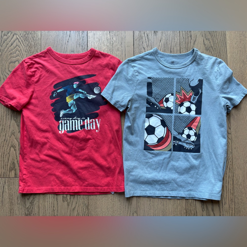 GAP Kids Boys Everyday Graphic Short Sleeve Soccer T-shirts Size XL - Gray, Red